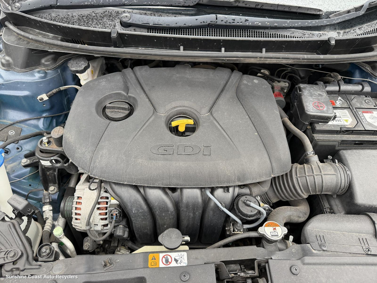 2013-2017 Hyundai I30 Engine Cover