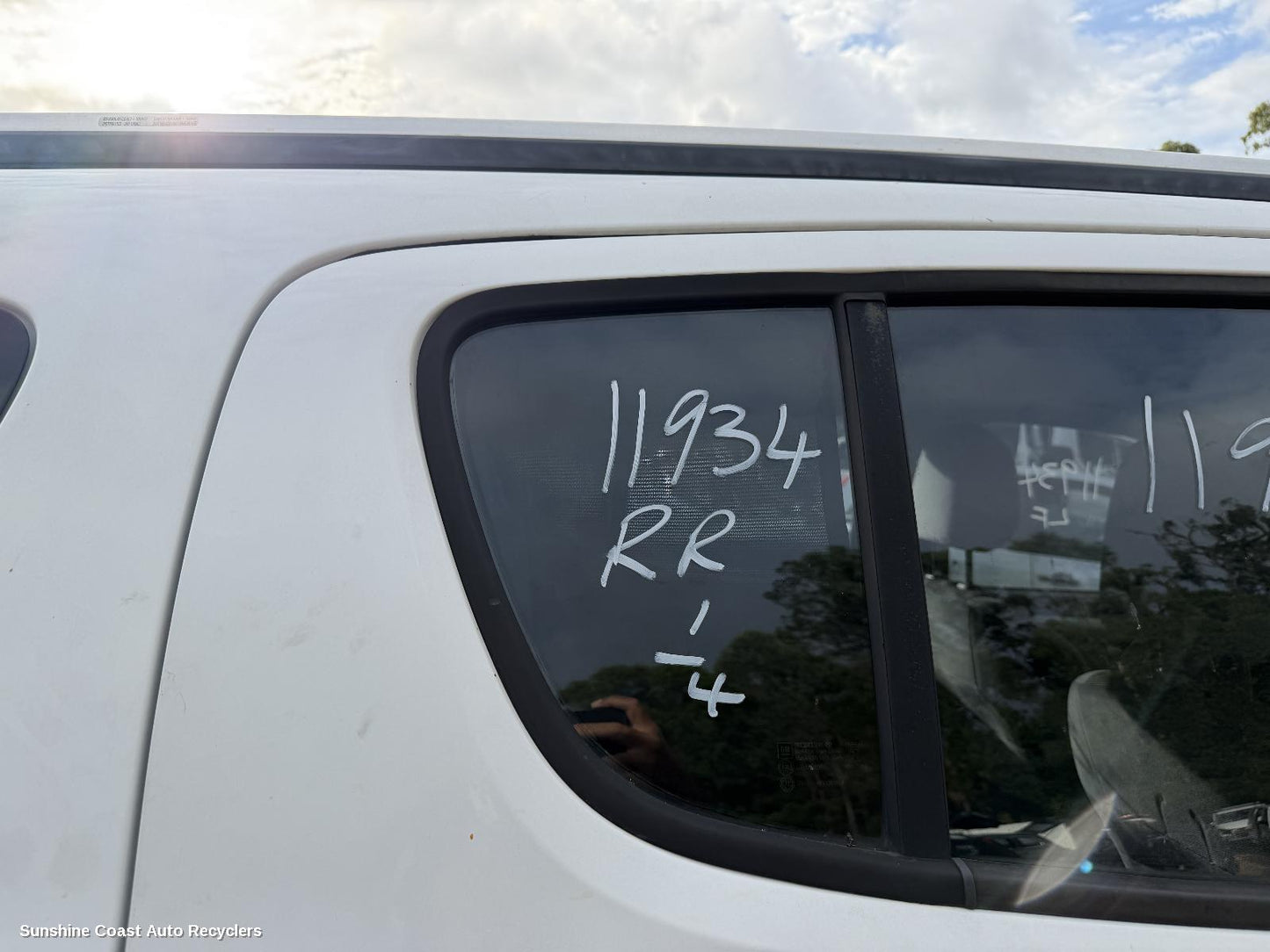 2012-2016 Holden Colorado Right Rear 1 4 Door Glass