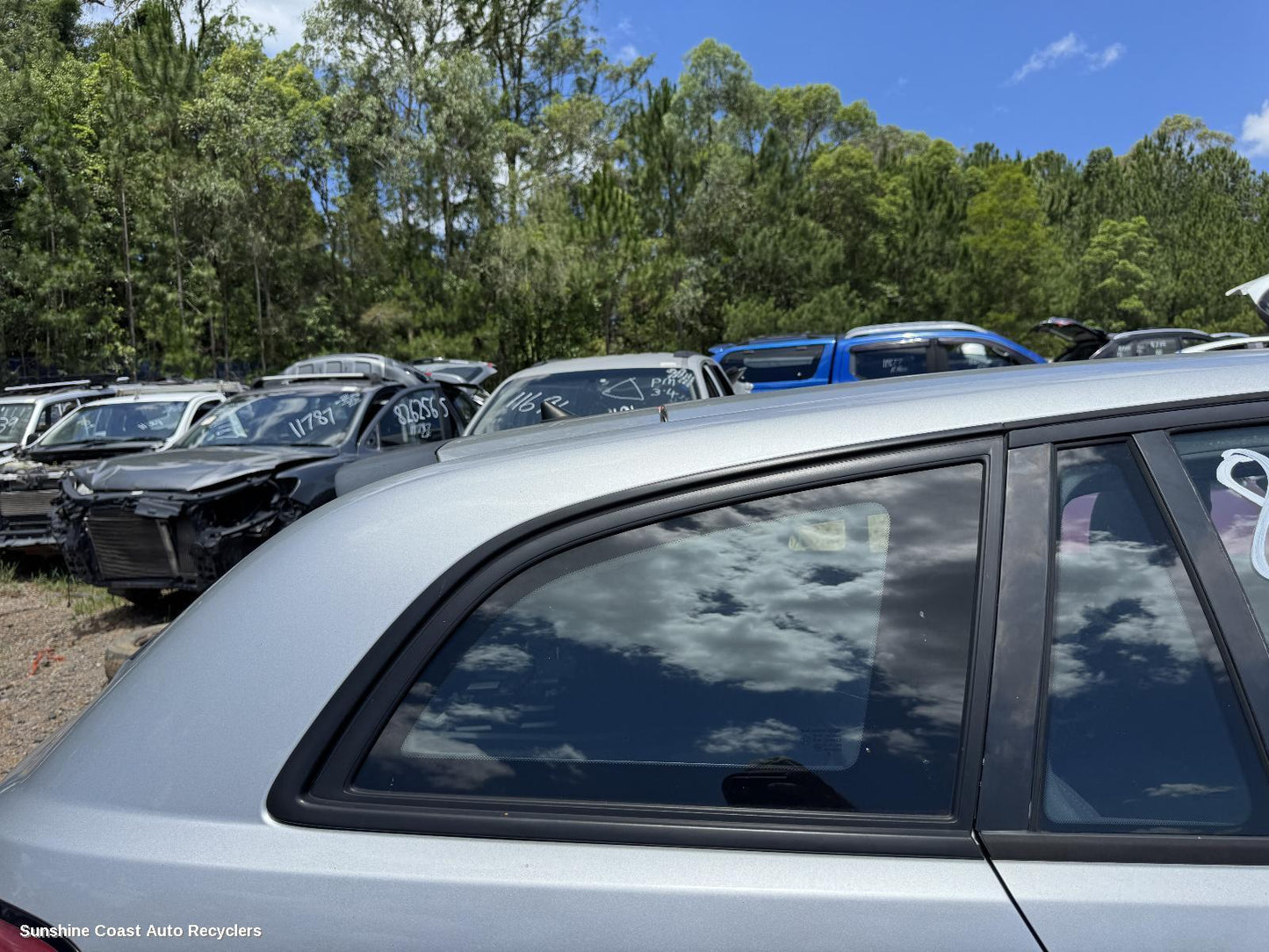 2010 Holden Commodore Right Rear Side Glass