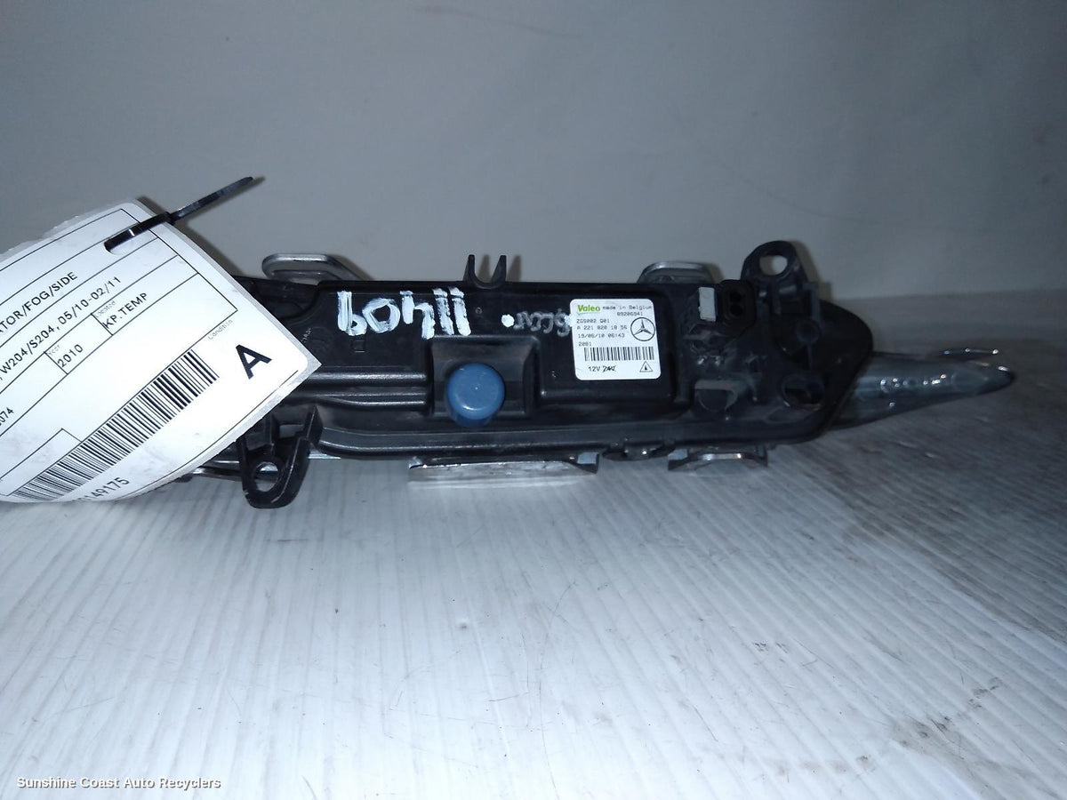 2010-2011 Mercedes C Class Right Indicator Fog Side