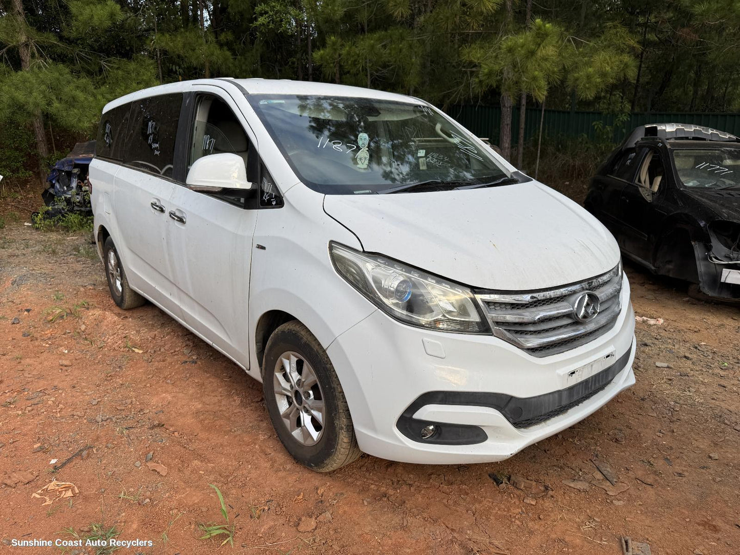 2015-2025 Ldv G10 Pwr Dr Wind Switch