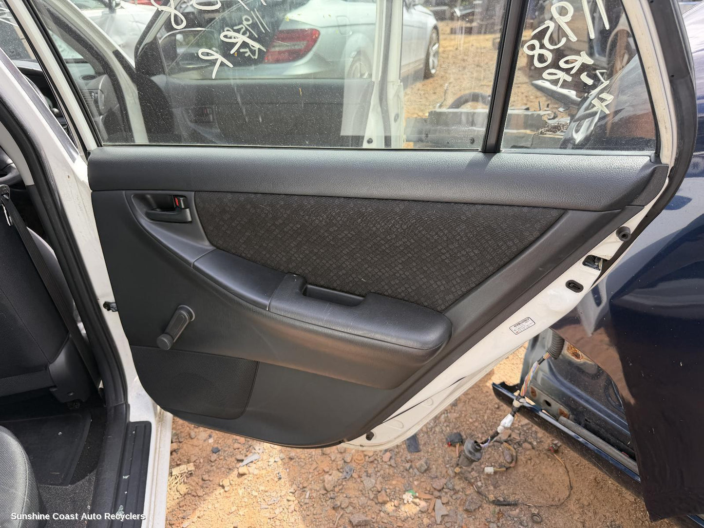 2001-2007 Toyota Corolla Door Boot Gate Lock