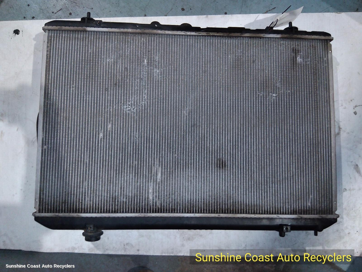 2007-2010 Toyota Kluger Radiator