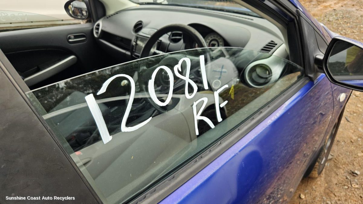 2007-2014 Mazda 2 Right Front Door Window
