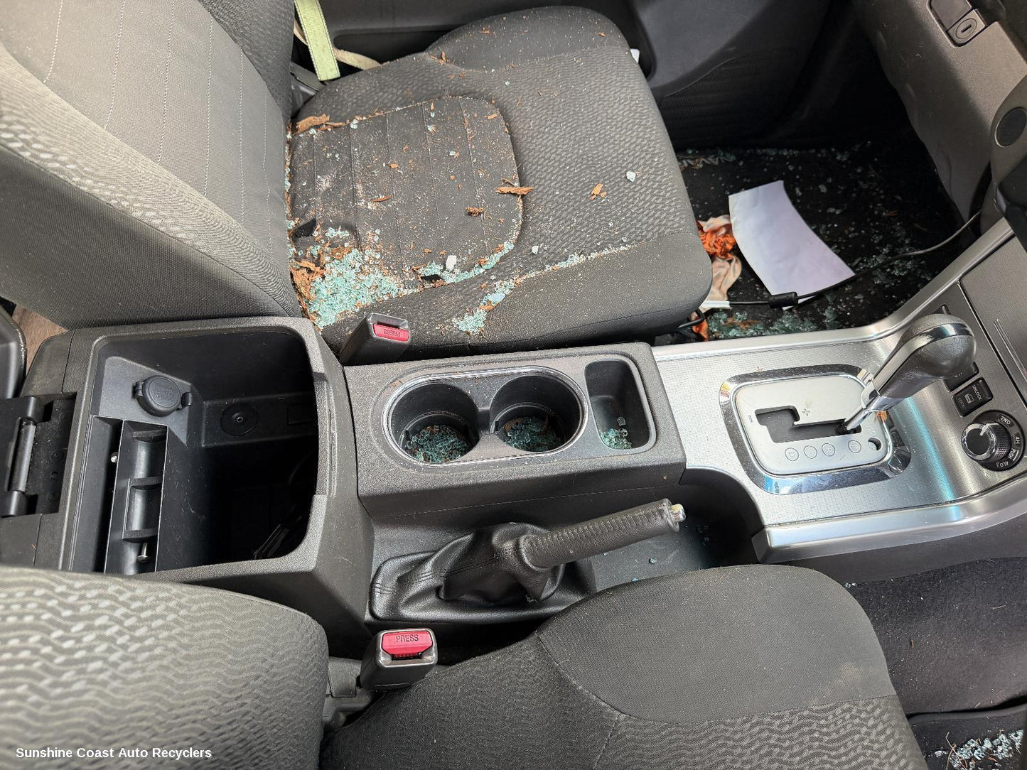2005-2015 Nissan Navara Console
