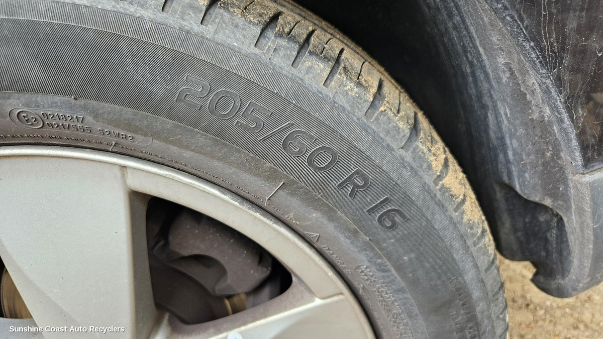 2010-2016 Renault Megane Tyre