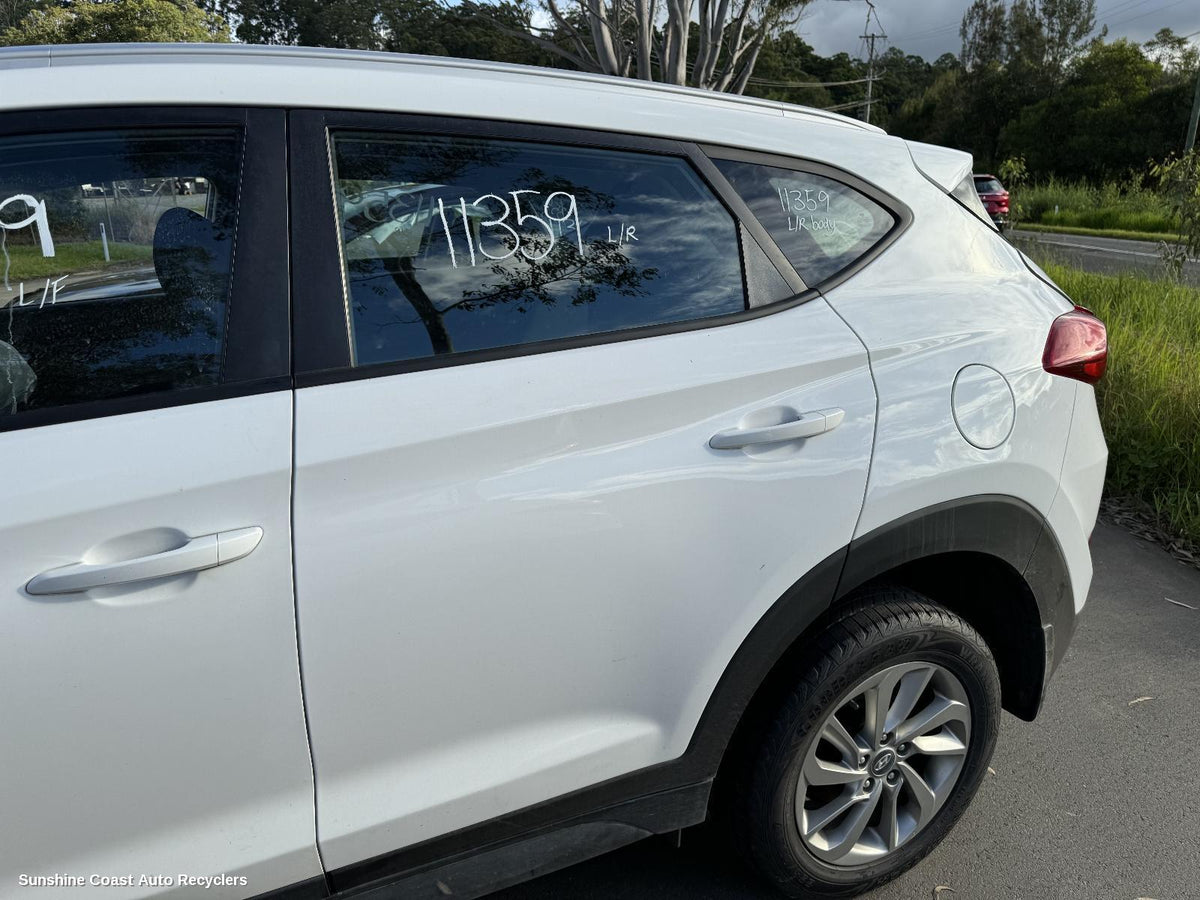 2015-2018 Hyundai Tucson Left Rear Door Sliding