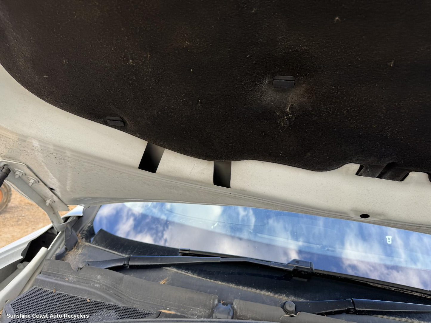 2016-2025 Jaguar F Pace Wiper Arm