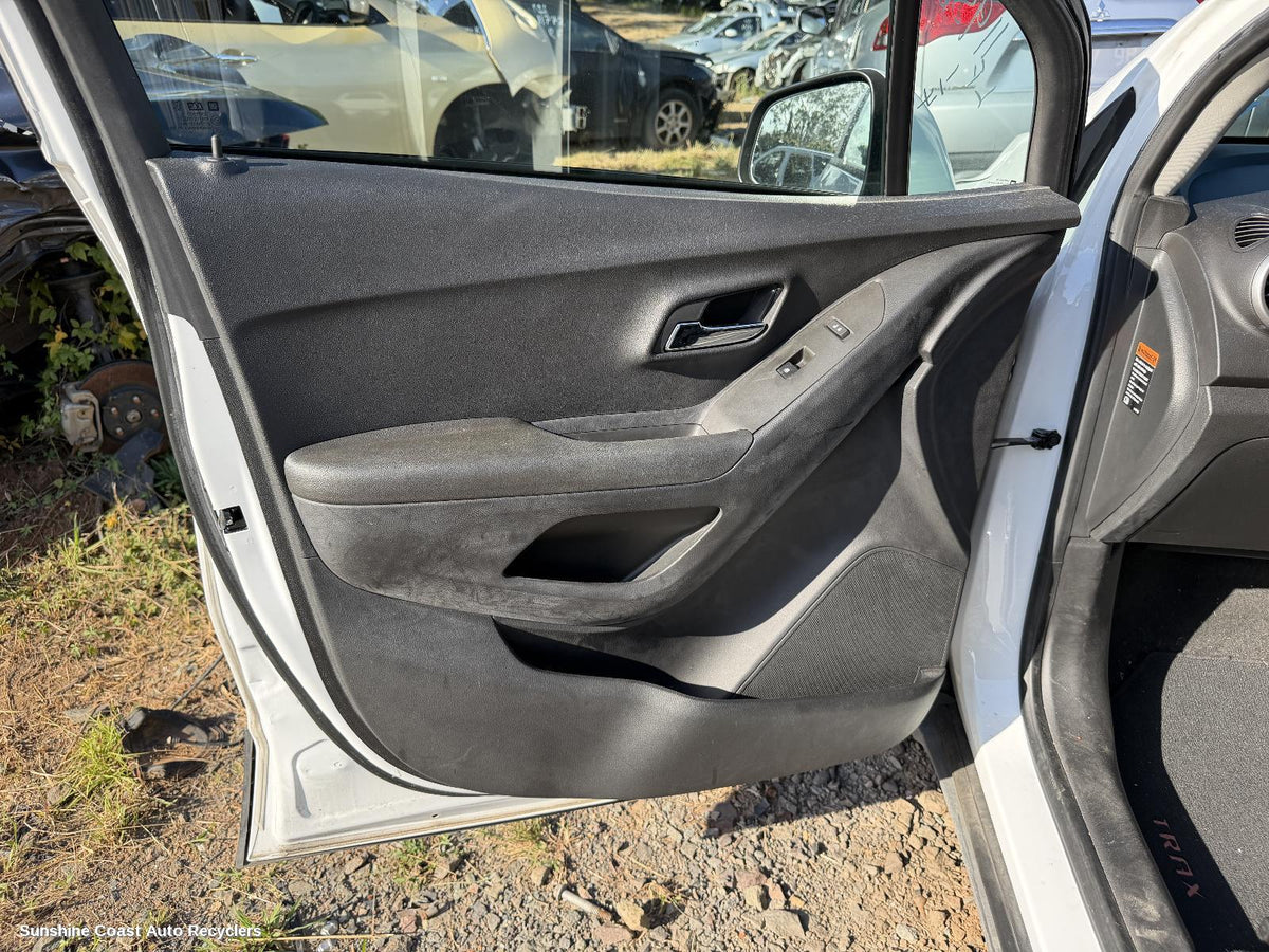 2013-2020 Holden Trax Door Trim
