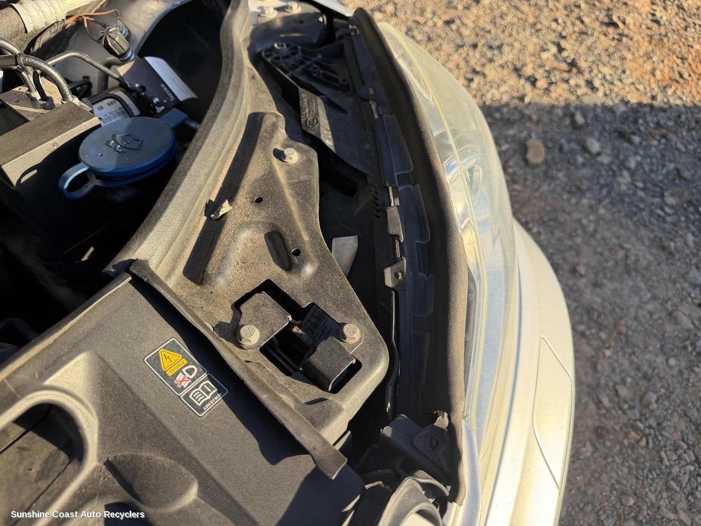 2011-2015 Mercedes C Class Bonnet Lock Support
