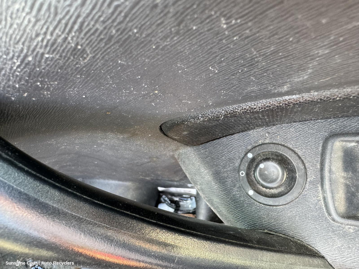 2014 Renault Kangoo Misc Switch Relay