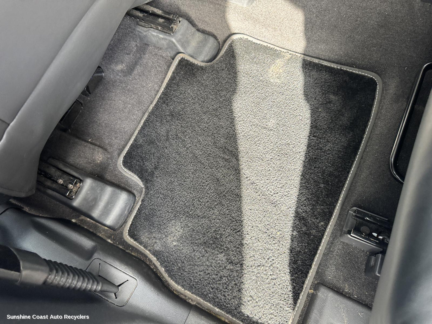 2022 Ldv D90 Floor Mats