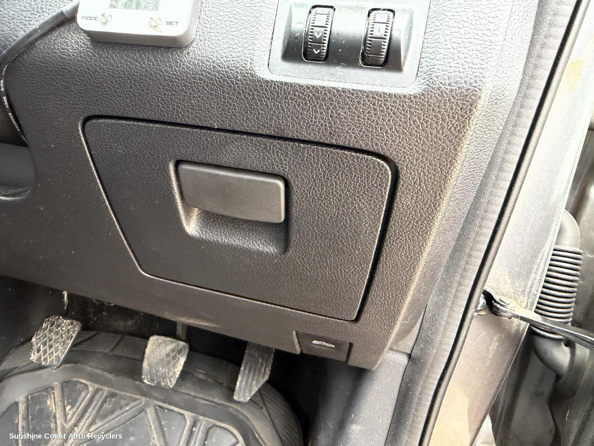 2017-2026 Ldv T60 Glove Box