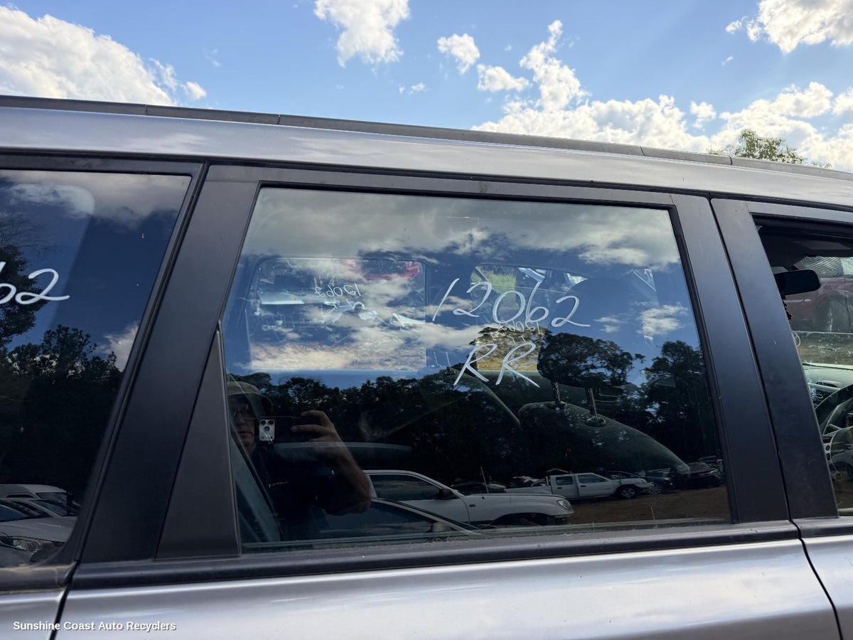 2010-2013 Nissan Xtrail Right Rear Door Window