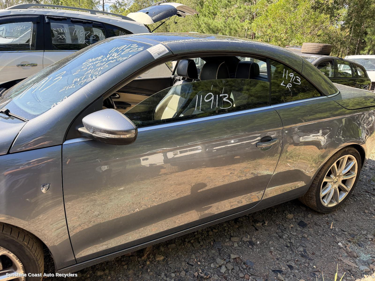 2007-2014 Volkswagen Eos Left Front Door