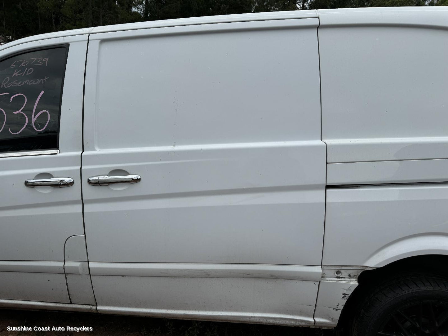 2008 Mercedes Vito Left Rear Door Sliding