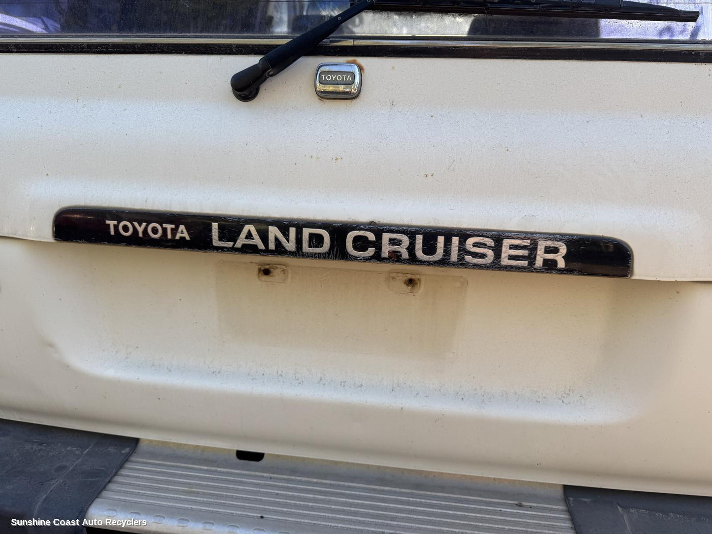 1996 Toyota Landcruiser Rear Garnish