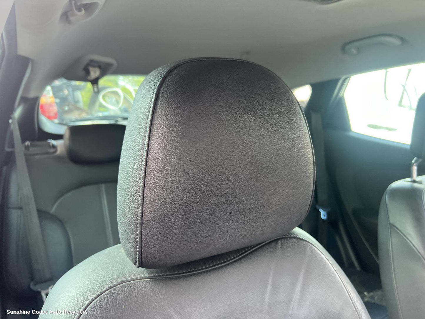2014 Hyundai Ix35 Headrest