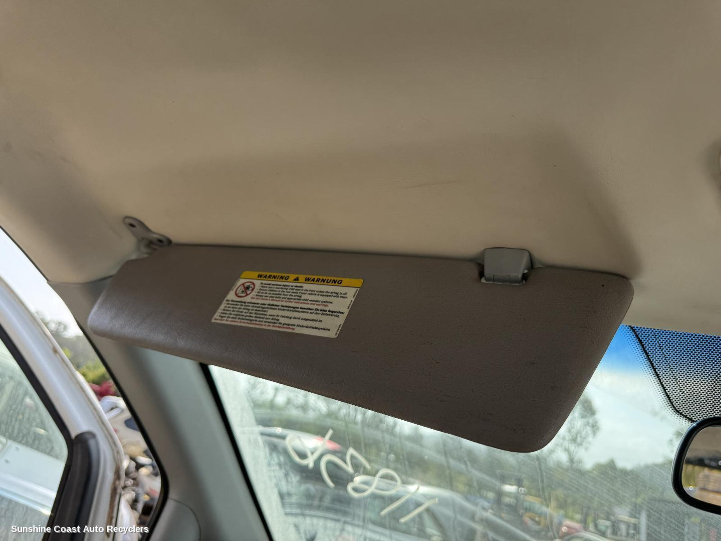 2005 Mercedes Vito Sunvisor