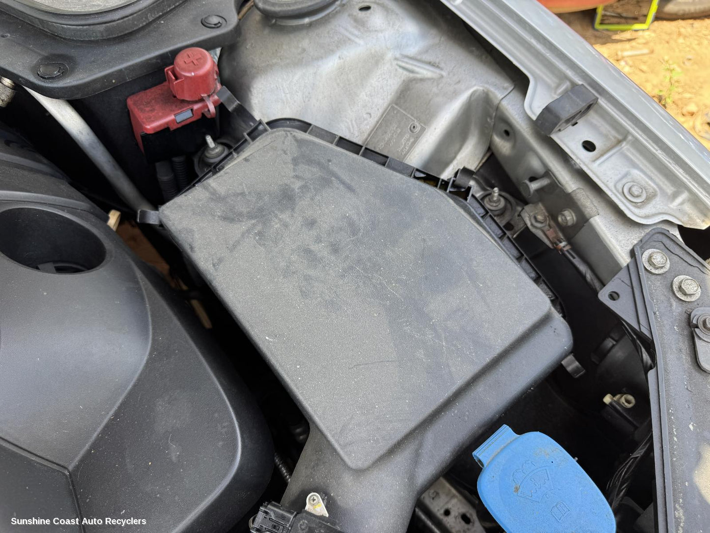 2010 Holden Commodore Air Cleaner Box