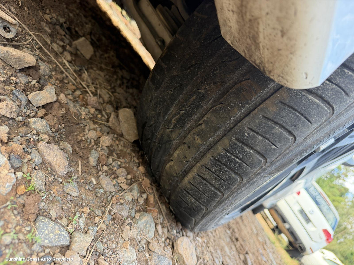 2017-2020 Holden Commodore Wheel Mag