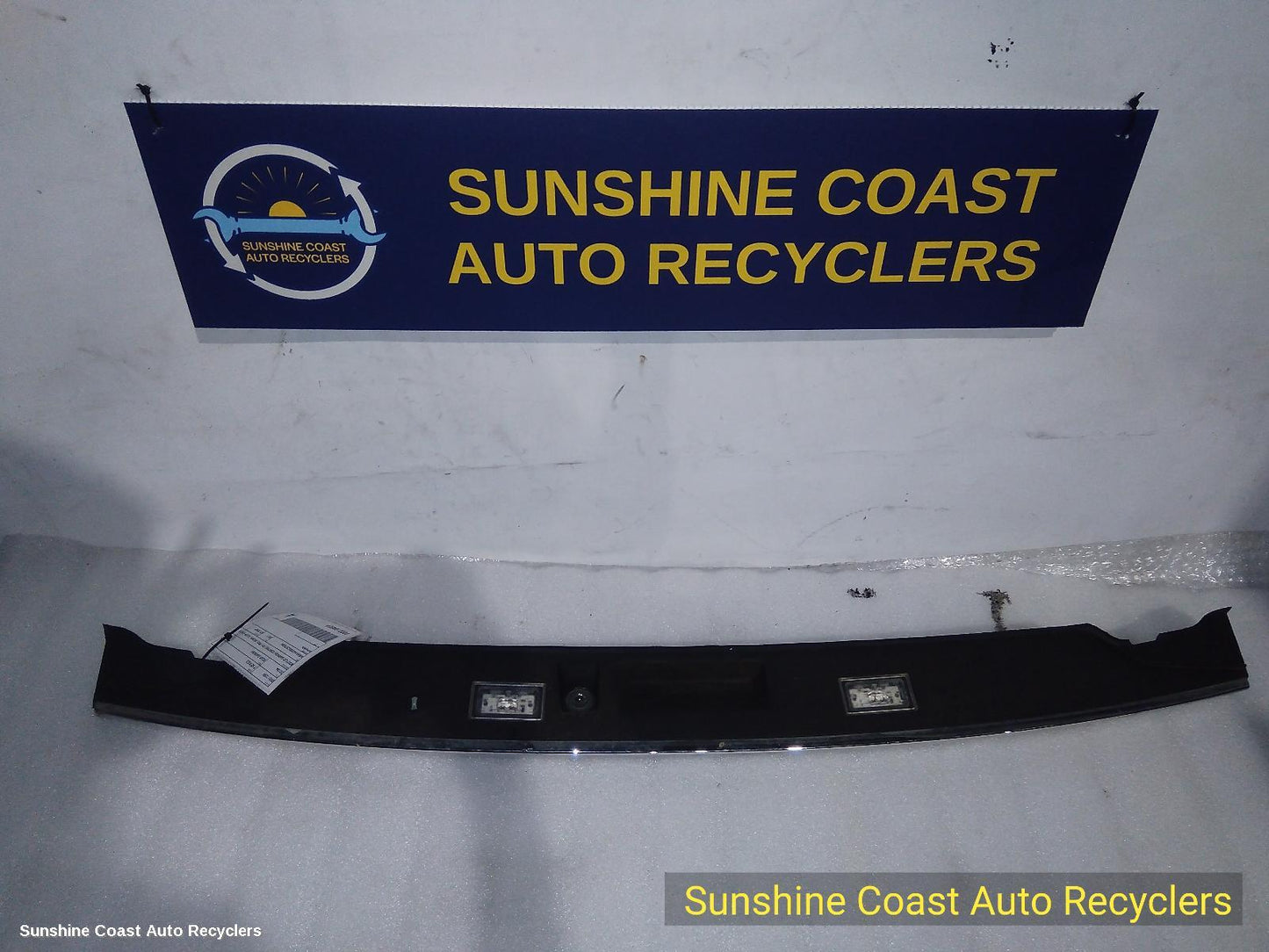 2009-2015 Bmw 7 Series Rear Garnish