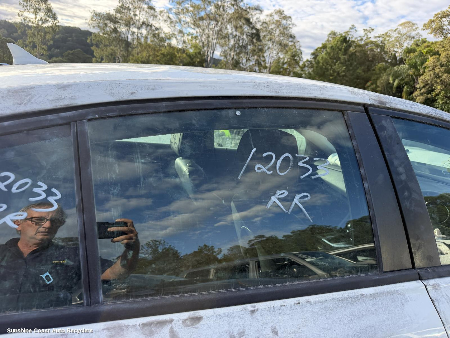2017-2020 Holden Commodore Right Rear Door Window