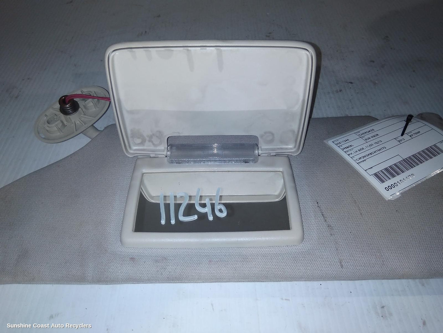 2012 Jeep Cherokee Sunvisor