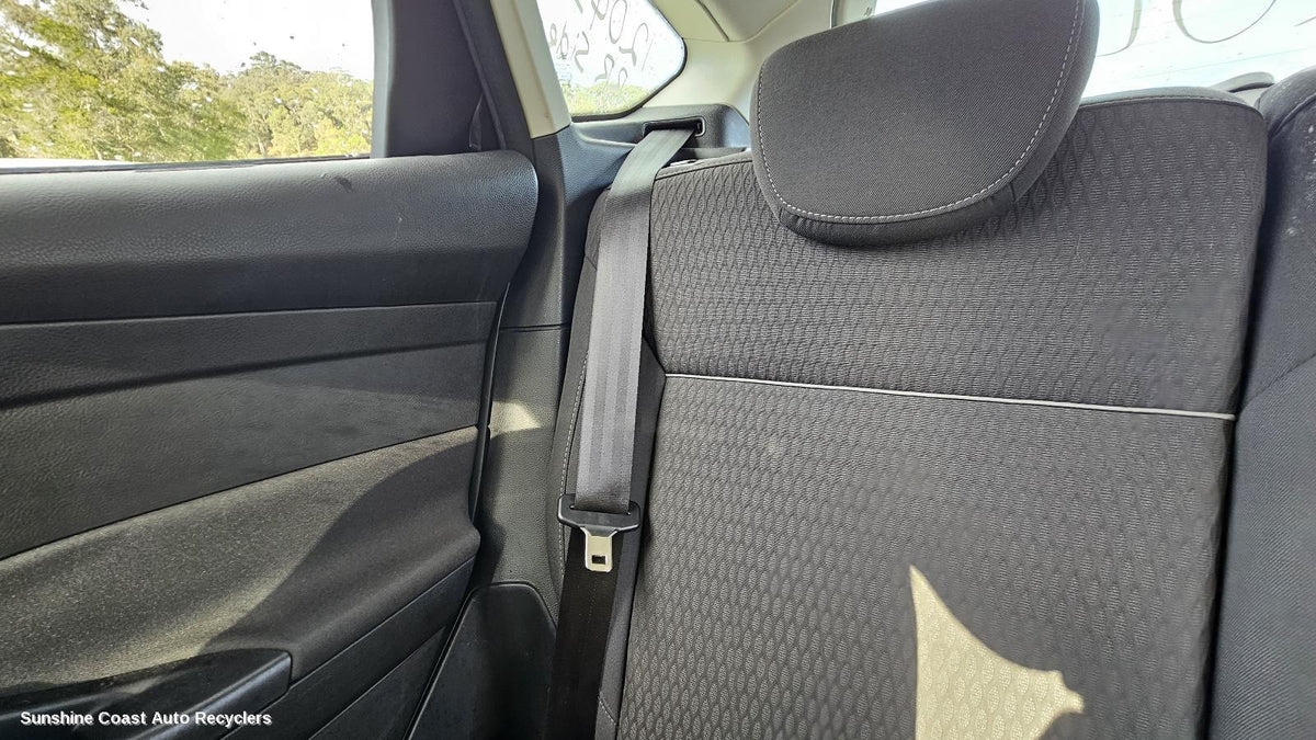 2011-2015 Ford Focus Seatbelt Stalk