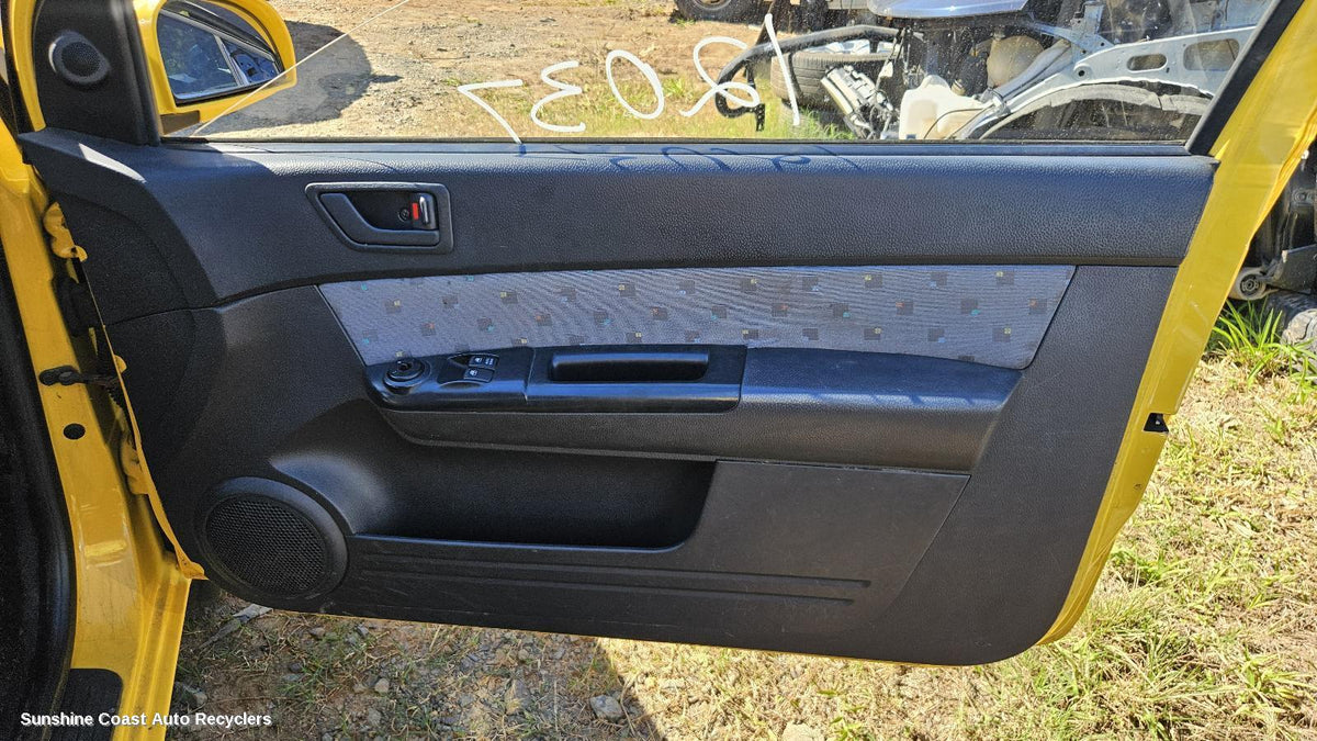 2003-2005 Hyundai Getz Door Trim