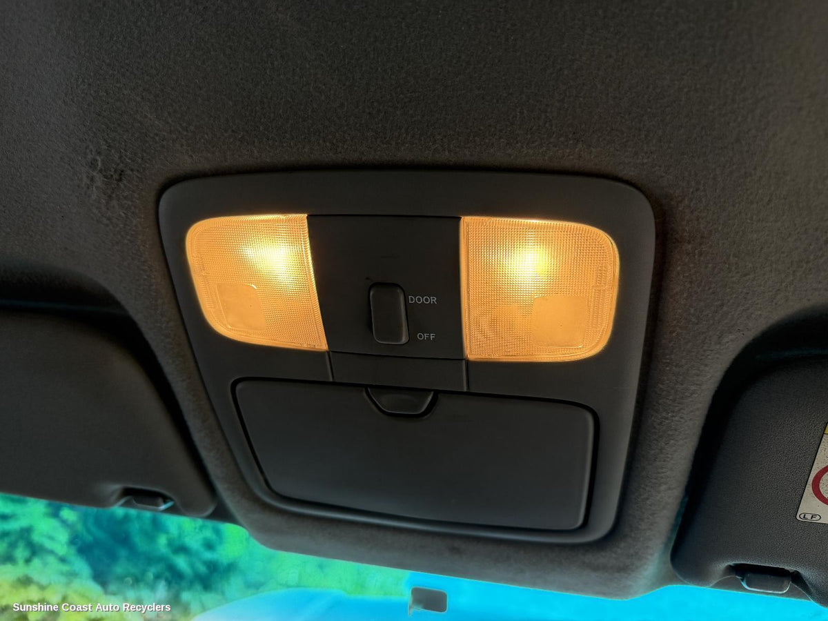2003-2009 Toyota Prado Courtesy Light