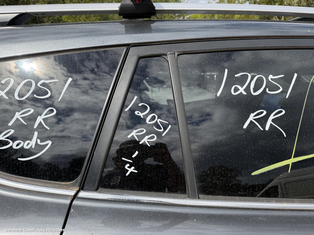 2012-2019 Toyota Rav4 Right Rear 1 4 Door Glass