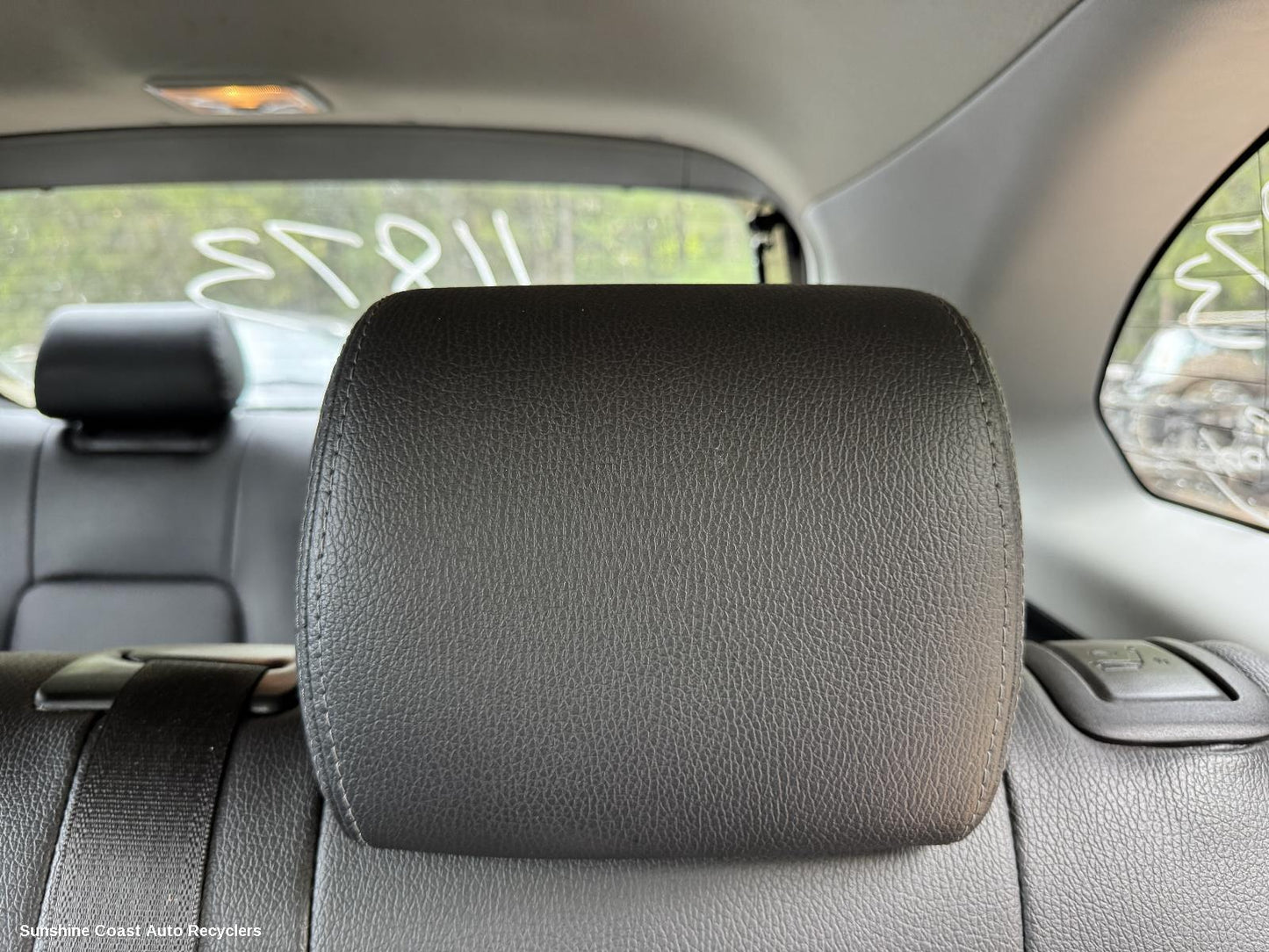 2013 Holden Captiva Headrest