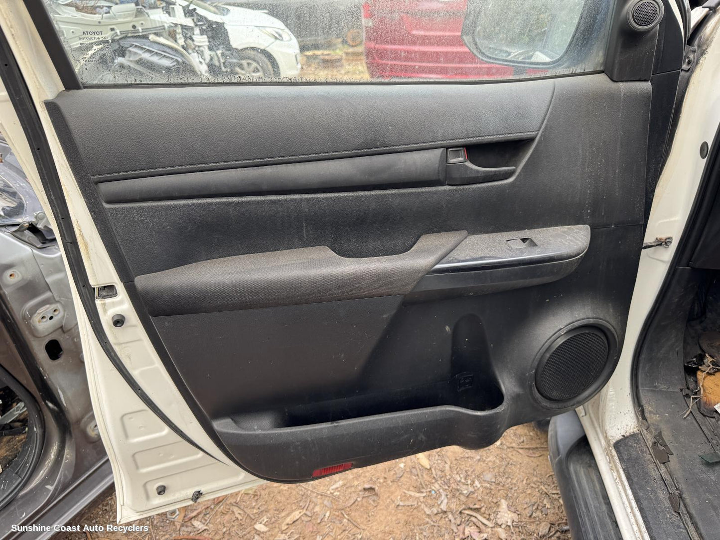 2019 Toyota Hilux Left Front Window Reg Motor