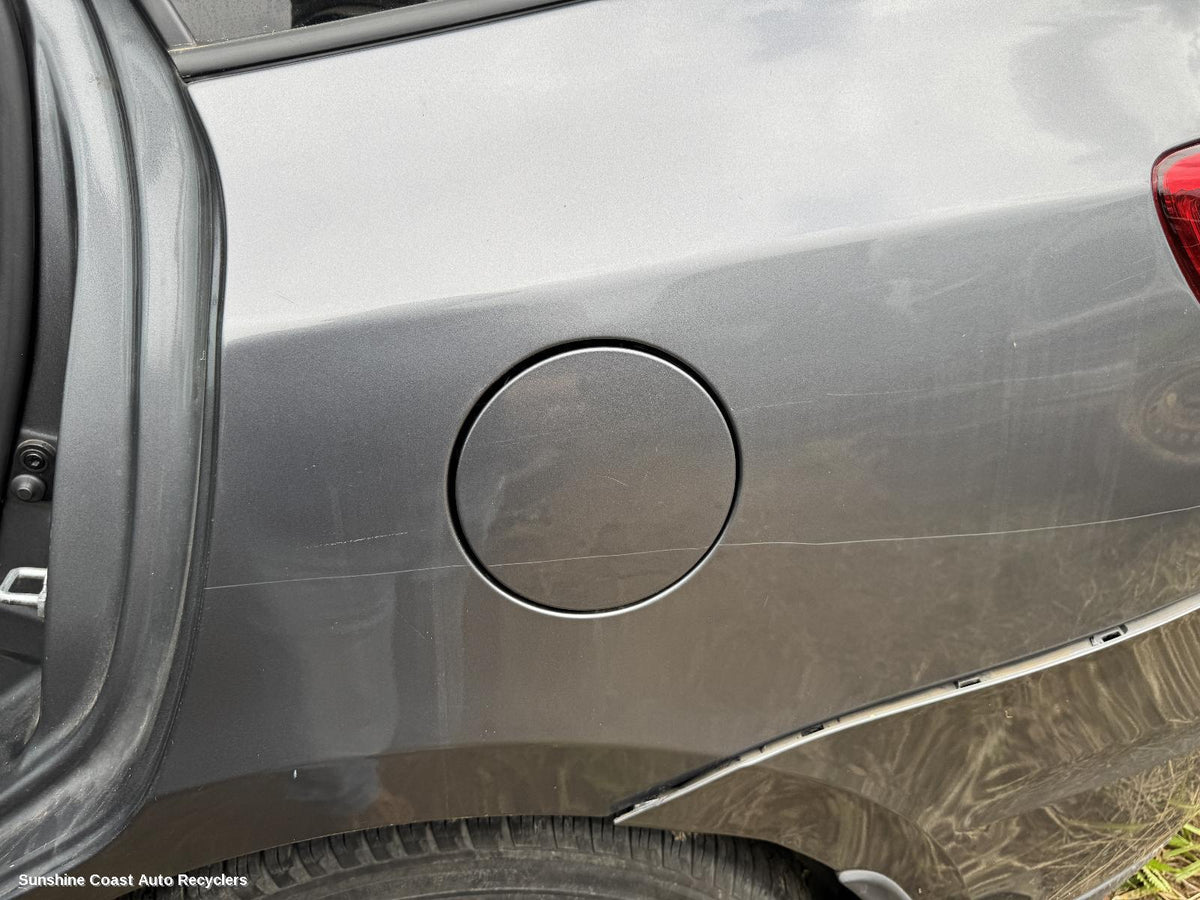 2005-2012 Hyundai Santa Fe Fuel Door   Filler
