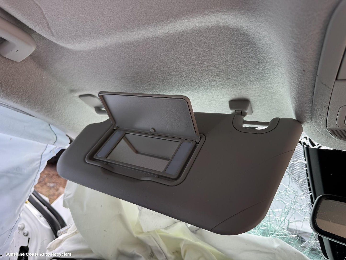 2024 Ford Everest Sunvisor