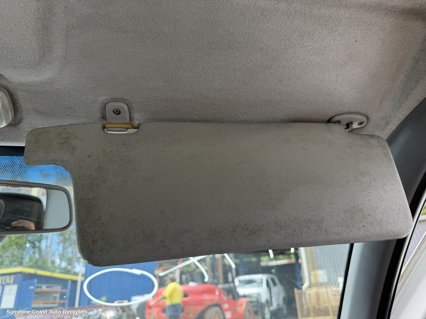 2002-2006 Ford Courier Sunvisor