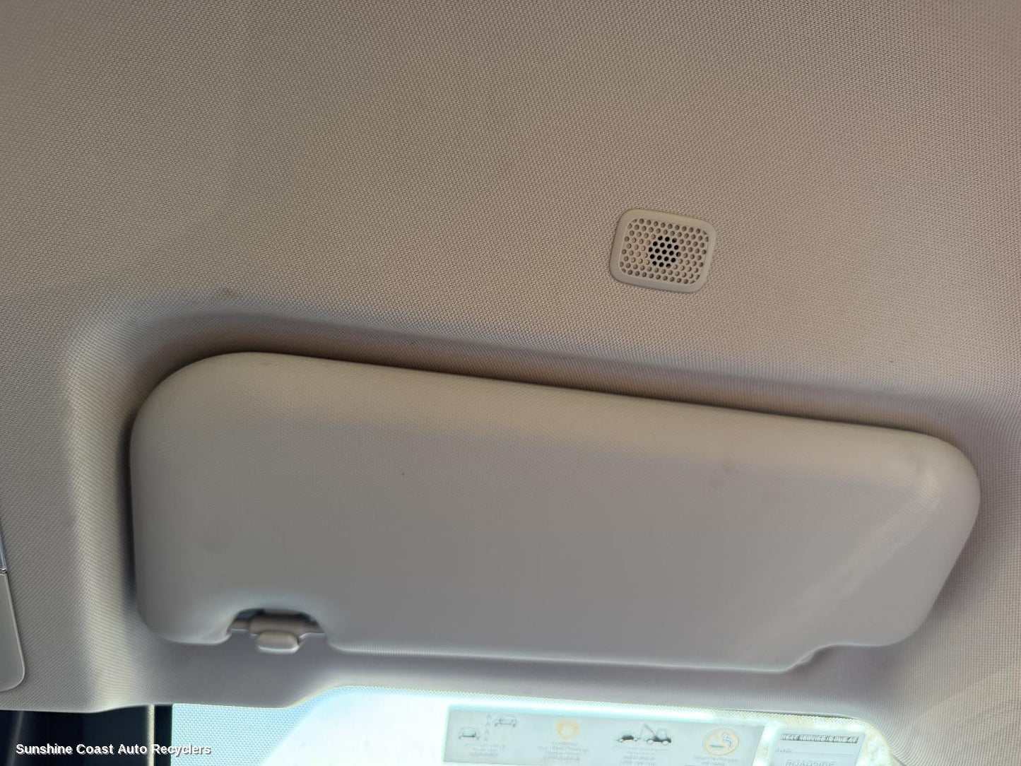 2018-2025 Toyota Rav4 Sunvisor