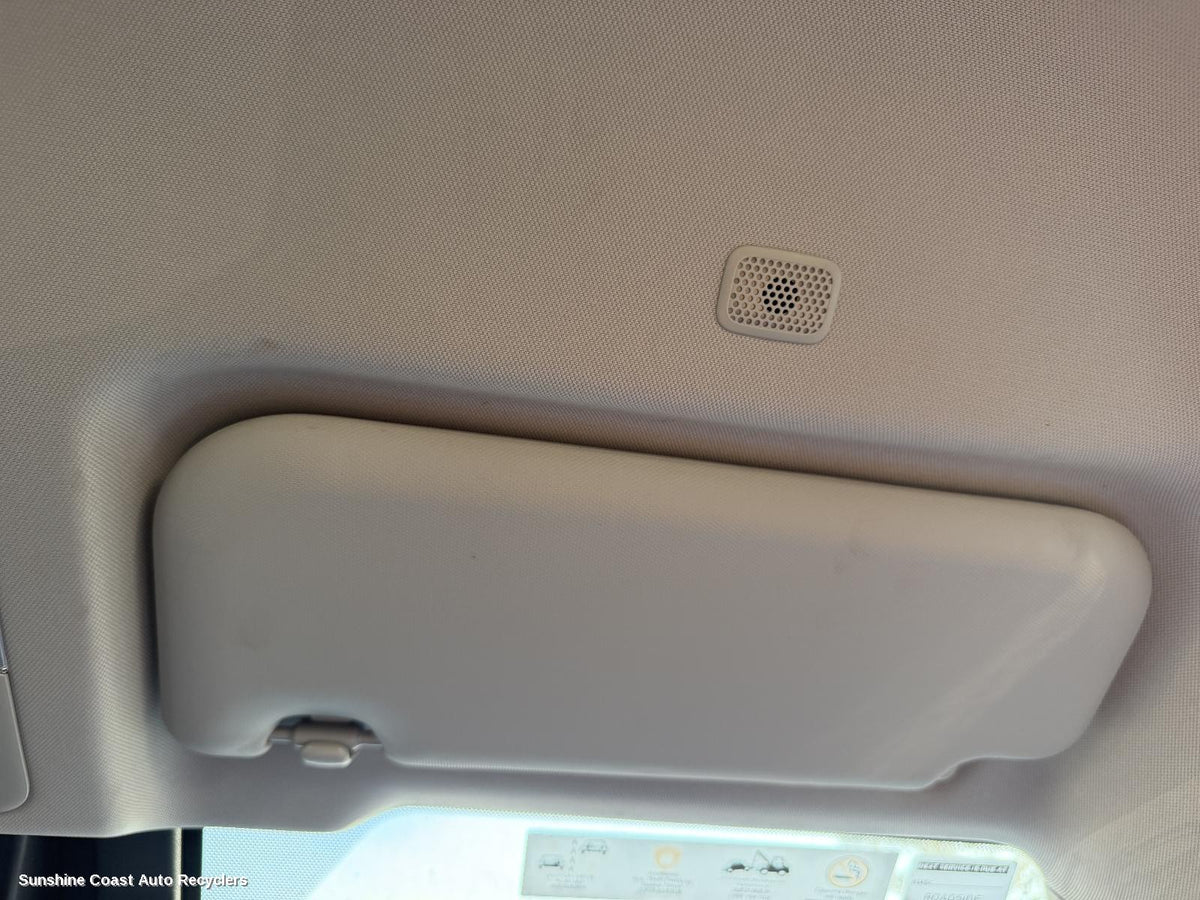2018-2025 Toyota Rav4 Sunvisor