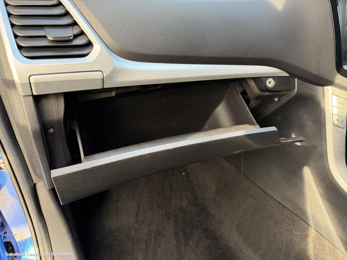 2017-2026 Ldv T60 Glove Box