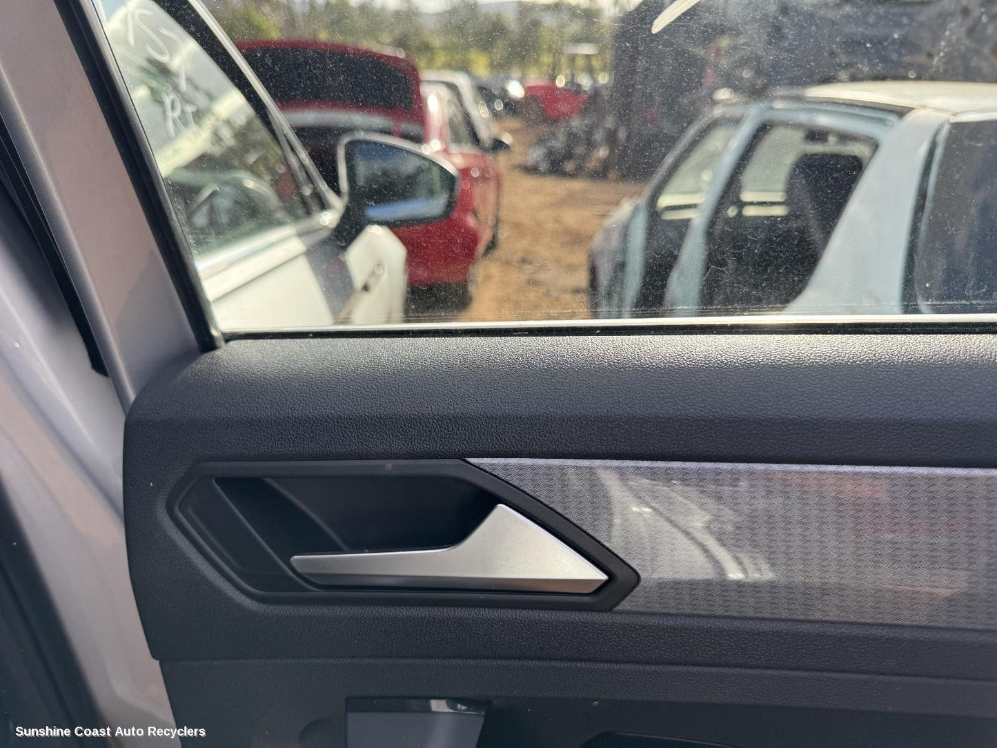 2022 Volkswagen Tiguan Door Handle