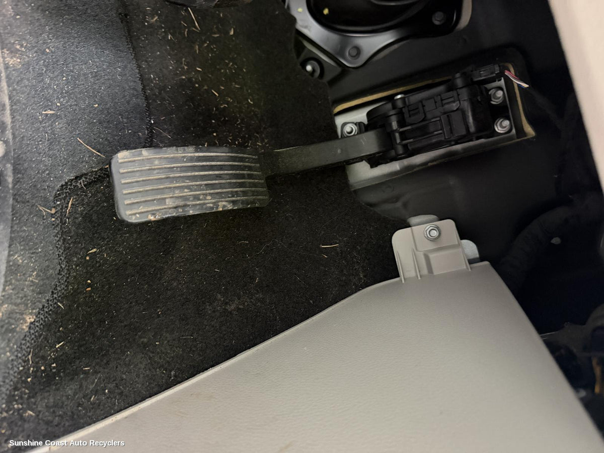 2015-2025 Ldv G10 Pedal Assembly
