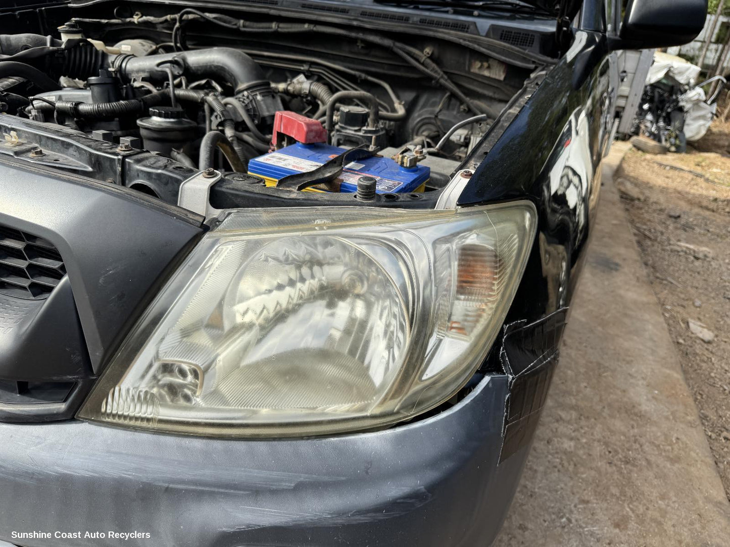2010 Toyota Hilux Left Headlamp