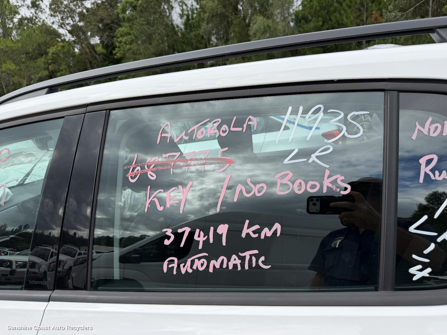 2020-2025 Volkswagen T-cross Left Rear Door Window