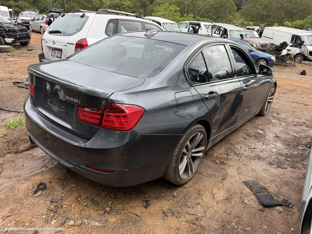2011-2015 Bmw 3 Series Right Taillight