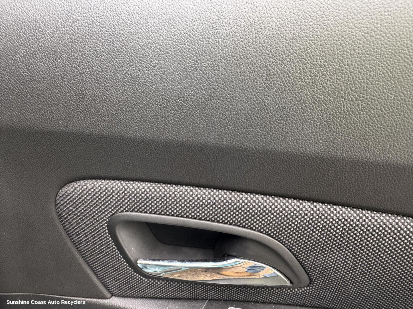 2012 Holden Cruze Door Handle