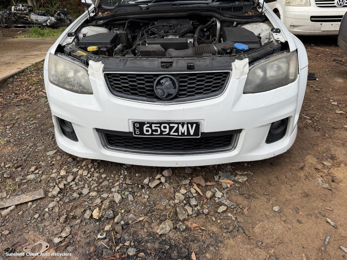 2010-2013 Holden Commodore Grille