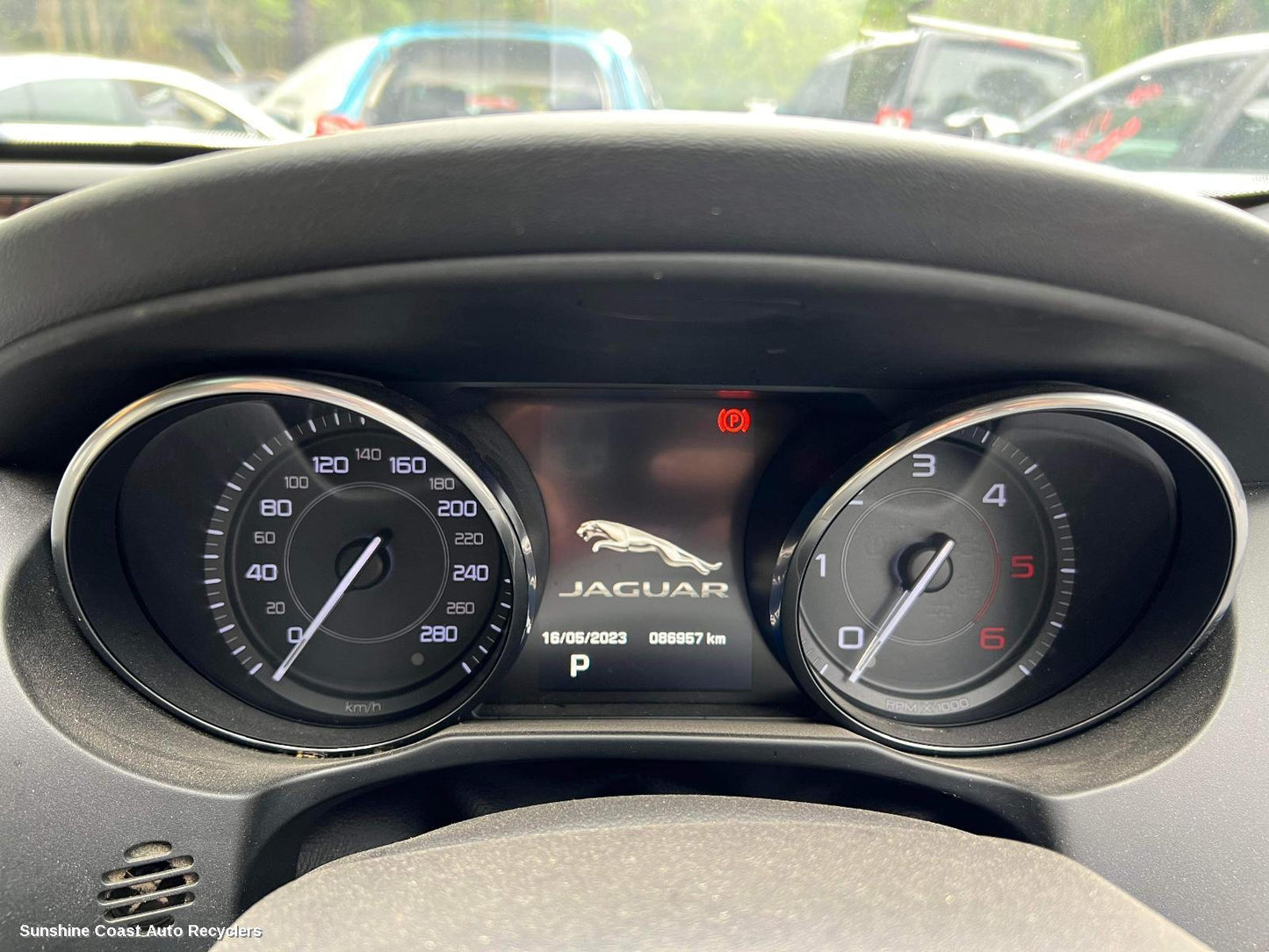 2015 Jaguar Xe Instrument Cluster