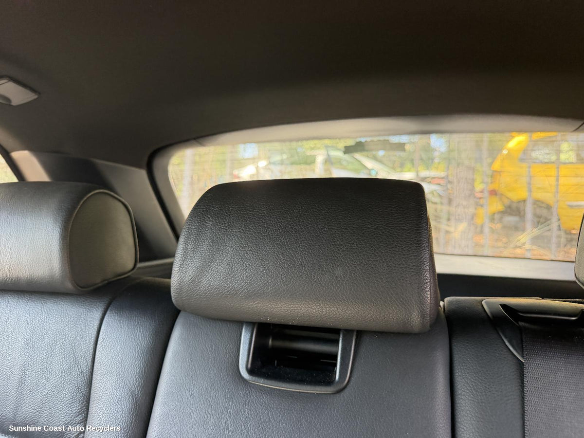 2006-2013 Bmw X5 Headrest