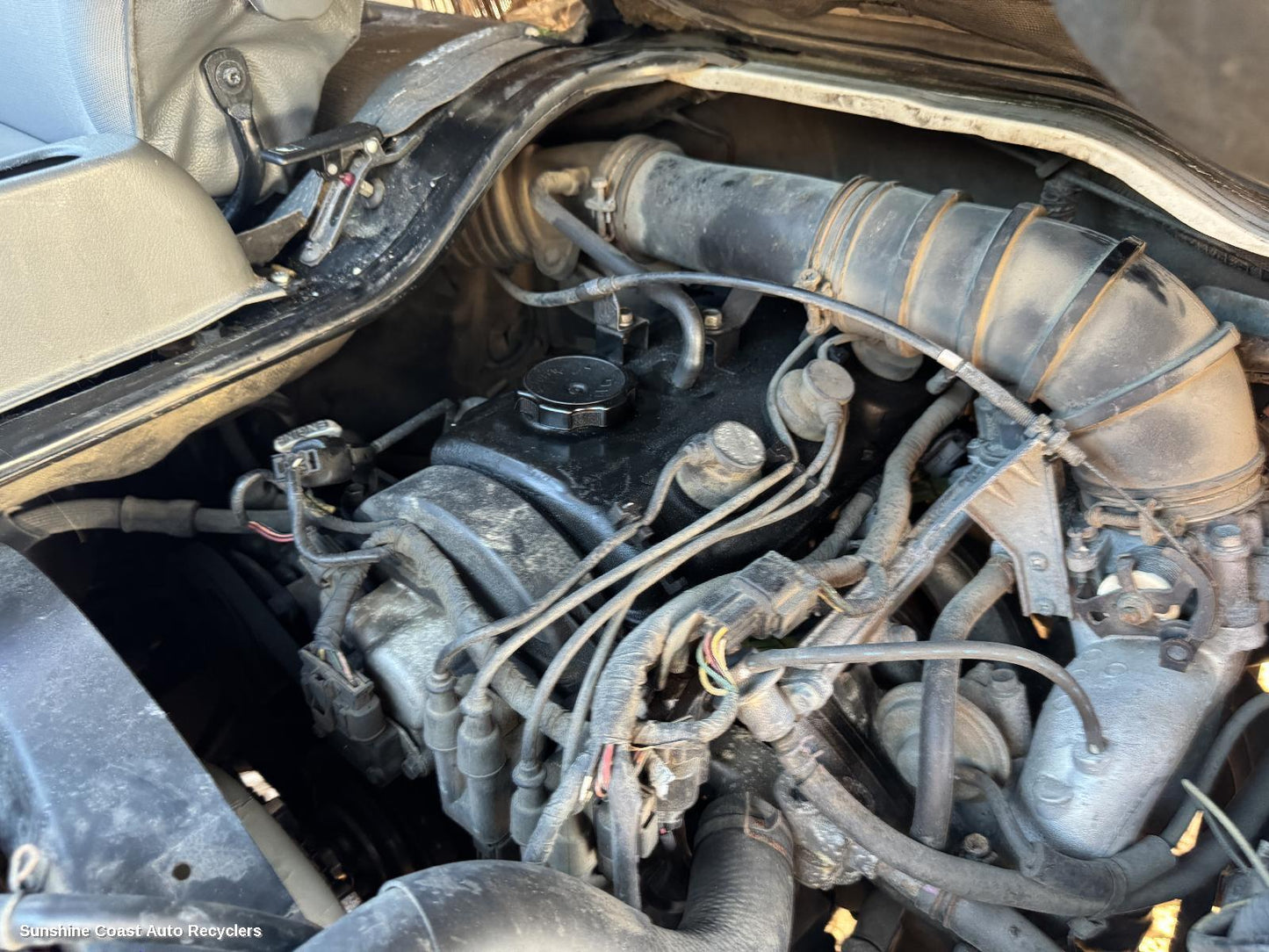 2009 Mitsubishi L300 Throttle Body